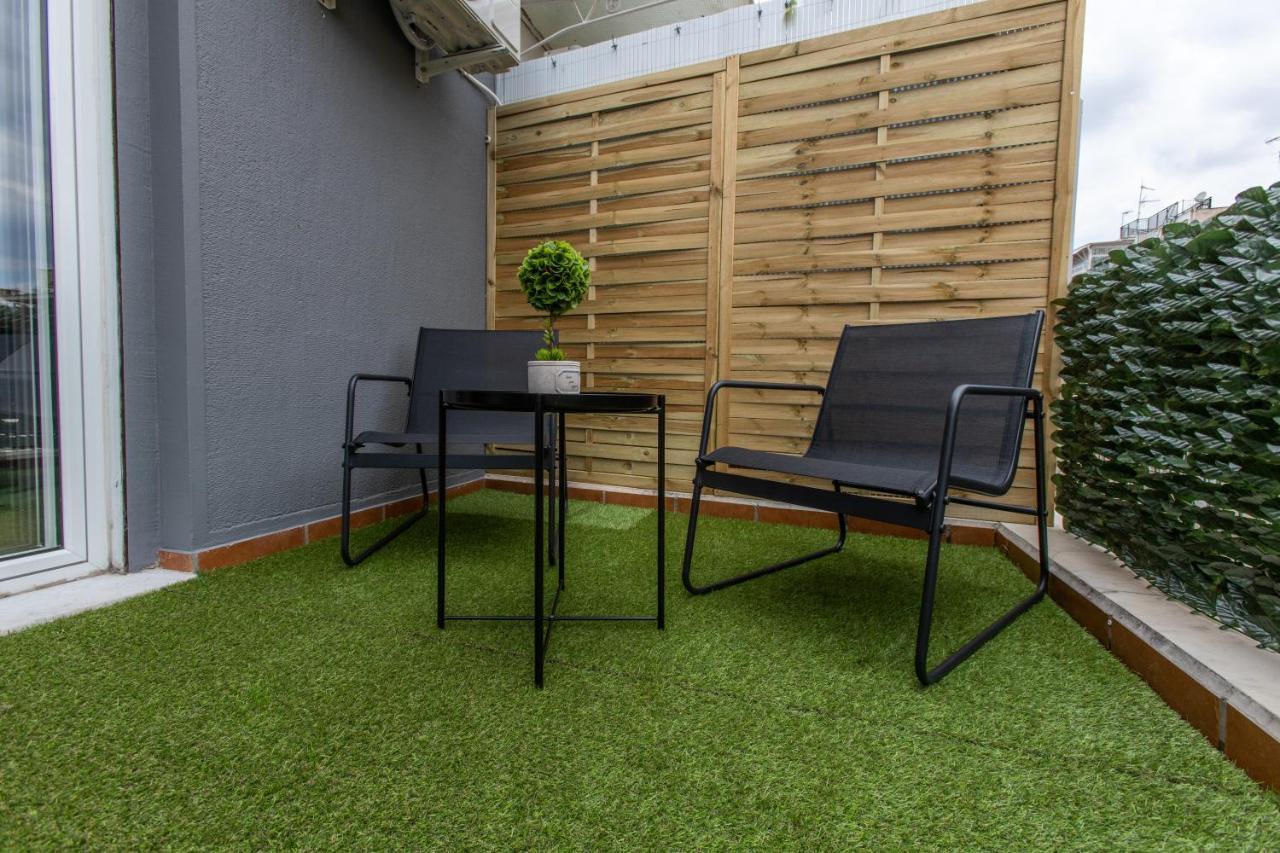 Raise Comfy In The Heart Of Athen