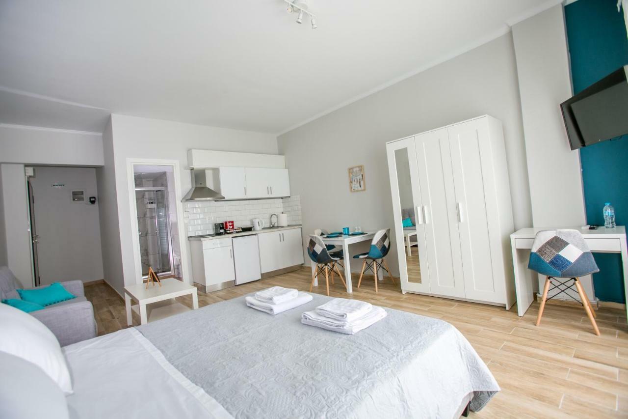 Raise Comfy In The Heart Of Athen